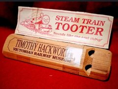 Fluier copie victoriana ce imita sunetul locomotivelor cu abur