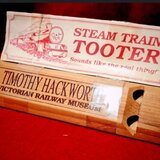 Fluier copie victoriana ce imita sunetul locomotivelor cu abur